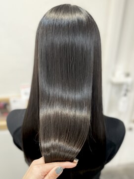 うる艶ストレートロング