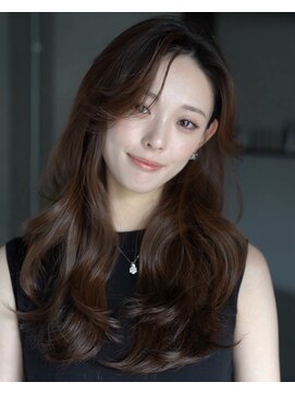 レノラ 本町(LENORA) 美髪ミディアムレイヤーカットデジタルパーマチェリーブラウン