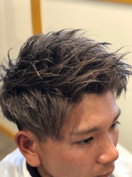 ボヌール ヘアーワークス(Bonheur hair works) ブルージュWカラー×爽やかショートレイヤー×ブロック