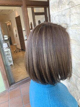 ブランシェ神領店 【林】白髪ぼかしハイライトカラー