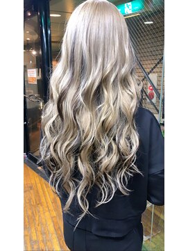 ラフ 難波店(LAFF) #黒髪#ボブルフ#ネビージュ#小顔#ワンレン