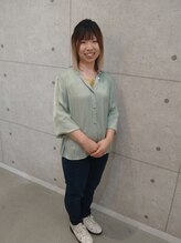 アンナ ヘアアンドアイズ(AnNa hair&eyes) 野崎 朋代