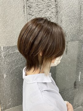 アクルヘアーバイテソロ(AKUR hair by tesoro) ウルフ×インナー
