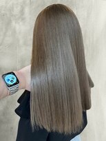 ラックスビー オオサカ  梅田茶屋町店(LUXBE OSAKA)&nbsp;大人可愛いグレージュカラーアッシュベージュシアーカラー