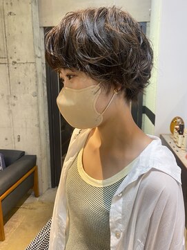 モーブ(MAUVE) 【HANAE】ショートパーマ