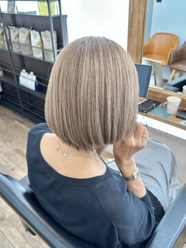 ハーツ(Heart's) 白髪ぼかし脱白髪染め髪質改善似合わせショートボブ40代50代60代