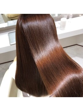 エクレア 神戸三宮(eclair.) 美髪縮毛矯正