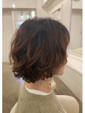 キミドリ(KIMIDORI) 癖毛風ゆるくしゃっとパーマとボブ【恵比寿KIMIDORI】