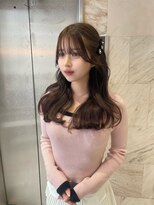 リリー(Lilley)&nbsp;くすみベージュ×姫カットレイヤー×韓国風巻き【ayana】