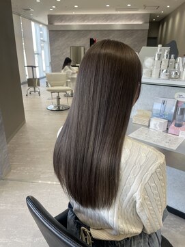 ルクス(Luxs) 【艶髪グレージュ】