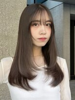 ローネス(LONESS)&nbsp;ナチュラルレイヤーとくすみベージュで柔らかい質感に◎