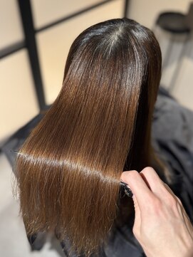 ルナス 福岡天神(LUNAS) 縮毛矯正+髪質改善トリートメント