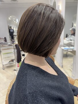 ティエラ 原宿 表参道(Tierra) 〈Tierra毛利仁美〉フェイスラインが綺麗にみえる大人ボブ