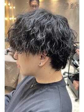 ツイストスパイラル　マッシュ　無造作　ウルフ