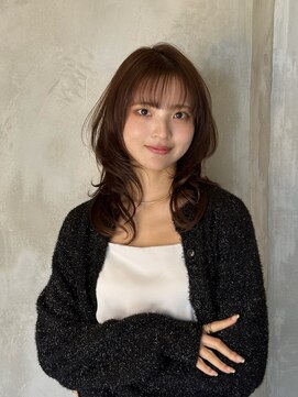 リリアーナ(LILIANA) 池袋 シースルーバング×くびれレイヤー♪