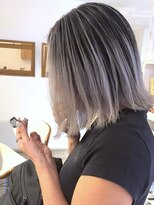 ブレイズヘアー(BLAZEhair) 【透明感デザイン】ホワイトバレイヤージュ×ブリーチ2回