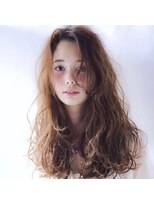 大人かわいい外国人風のほつれロングヘア　〔Belle銀座〕