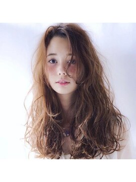 ベル 銀座並木通り店(Belle) 大人かわいい外国人風のほつれロングヘア 〔Belle銀座〕