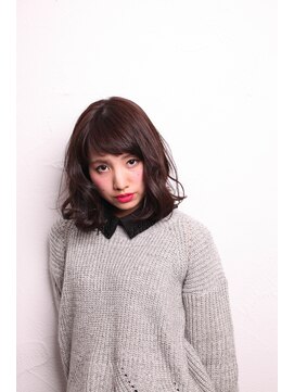 リラ バイ クオーレ(LIRA by CUORE) ふんわりミディアム