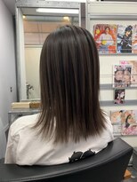 ユーアンドアイ(U&i)&nbsp;ナチュラルなバレイヤージュスタイル