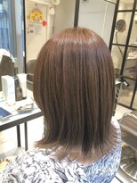 ネオリーブギンザ 銀座店(Neolive GINZA)&nbsp;今っぽ切りっぱなし　ミディヘア　明るめでも艶々暖色カラー