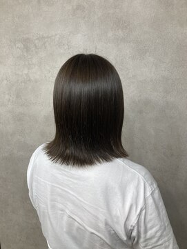 モイ(moy) 艶カラー　オリーブブラウン