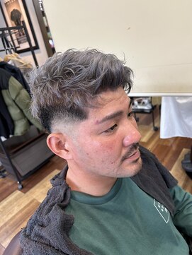 ヘアーサファリ(Hair Safari) フェード ダブルカラー