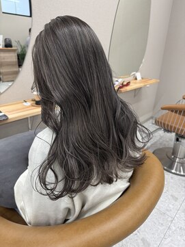 シカ 神戸三宮元町店(Cica) グレージュ アッシュ 暗髪 ブリーチなし 三宮