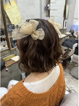 ブーミー(Bor mee) 【Bormee】ボブアレンジ/ハーフツイン/波ウェーブ/嶋田萌乃