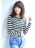 外ハネ美髪巻き髪ミディアム