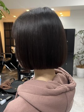 ディーエックス ウエスト(Dxxxx WEST) パツッとボブ