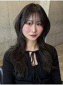 くびれるレイヤーカットにウザバングで韓国オンニな雰囲気に♪