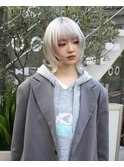 フェイスレイヤーウルフカットハイトーンホワイトアッシュカラー