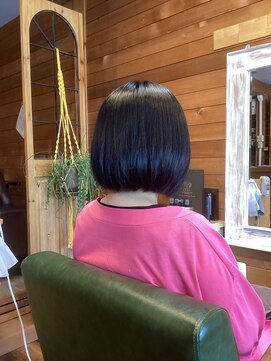 アジュテヘアードレッシング(ajouter hair dressing) すっきりボブスタイル
