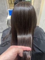 パダ(PADA)&nbsp;艶髪ロング