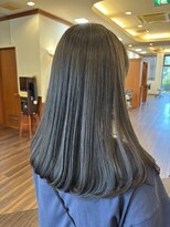 ディール D-R アッシュカラー/ベージュ/内巻きロング/20代/30代