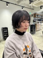 ビブ(VIV)&nbsp;大人美人丸みショートボブ白髪ぼかしハイライト川崎20代30代40代
