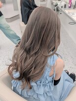 エニフォーイーストハム(Eni for eastham)&nbsp;透明感ミルクティーアッシュグレージュ/レイヤーカット