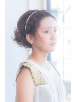 ヘアアンドメイク エジェリ(hair&make egerie) 編み込みカチューシャ♪ インナーカラー 恵比寿