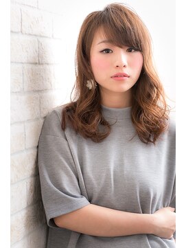 ヘアーアートシフォン 川口東口店(hair art chiffon) ベージュカラー×くせ毛風カールの簡単スタイリングヘア川口