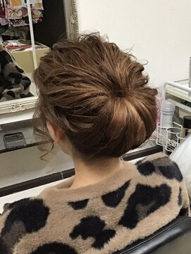 フラワー(Flower) アレンジアップヘア