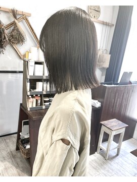 ヘアーアンドアトリエ マール(Hair&Atelier Marl) 【Marl】グレージュカラー×切りっぱなしボブ