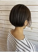 暗めカラーのミニボブ