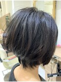 ショートボブ