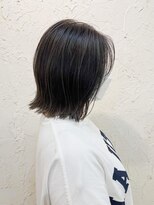 フロール(Flor)&nbsp;【flor 戸塚】*くびれボブ+モノトーン*