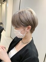 アクアオモテサンドウ(ACQUA omotesando)&nbsp;☆ミルクティーベージュカラーグレージュカラーハンサムショート