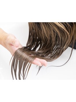 今までのお手入れの時間が驚くほど短縮！洗いざらしの髪も、手ぐしで乾かすだけでOK◎