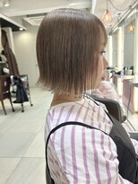 10代20代30代/軽め切りっぱなしボブ/外はねボブ