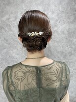 コーパル(copal)&nbsp;シンプル綺麗なシニヨン・お呼ばれアレンジ