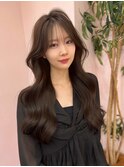 韓国ヘア/顔まわりカット/くびれヘア/前髪あり/